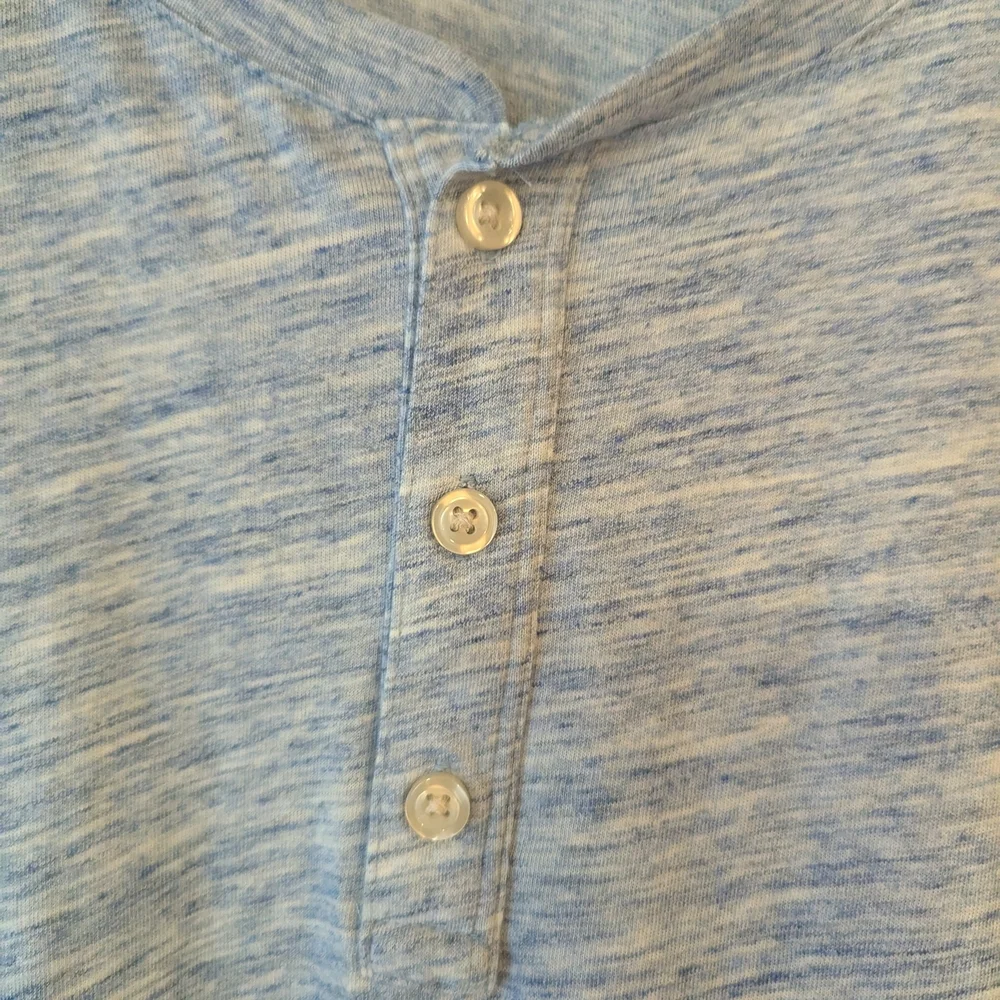 Banana Republic Henley Shirt Mens XL Blue Space Dye Moisture Wicking Excellent